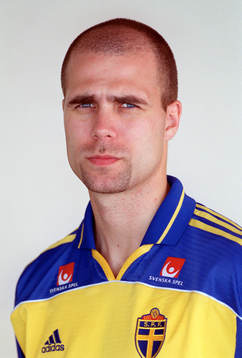 Teddy Lucic, Sverige