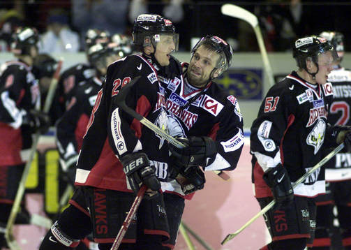 Tomas Sandström och Kim Staal, Malmö jublar. (Jubel)