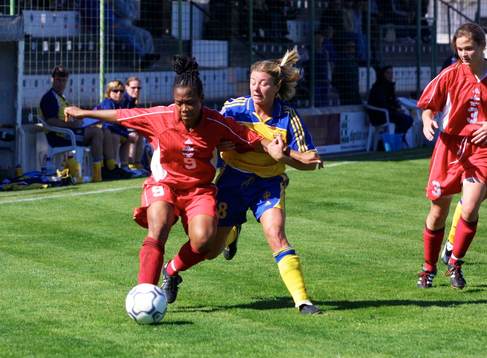 Tina Nordlund, Sverige