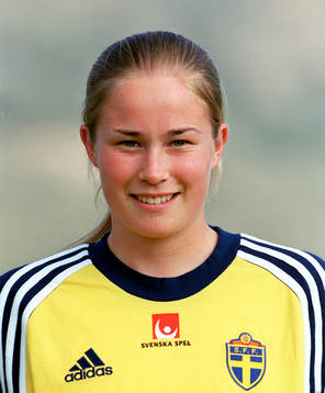 Emma Lindqvist, Sverige