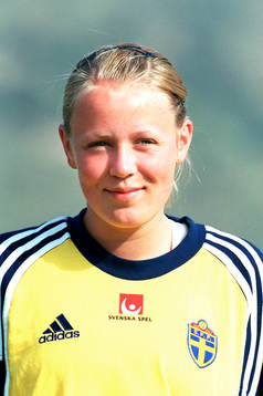 Josefine Öqvist, Sverige