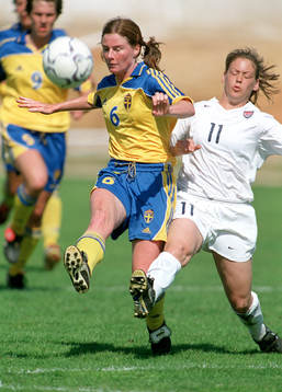 Malin Moström, Sverige