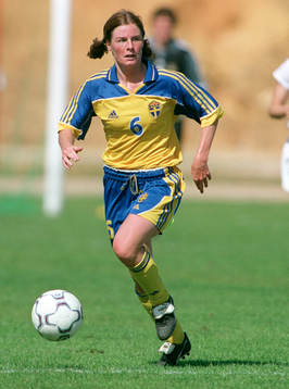 Malin Mostöm, Sverige