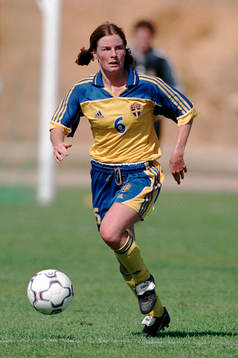 Malin Moström, Sverige