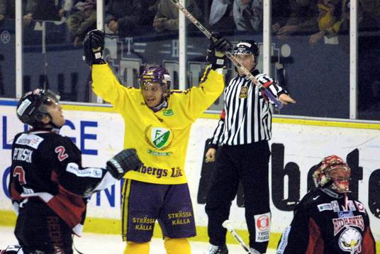 Bläddra bland fler bilder av Ishockey, Elitserien, Malmö - Färjestad