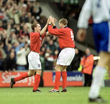 England - Finland: Michael Owen och Steven Gerrard, England