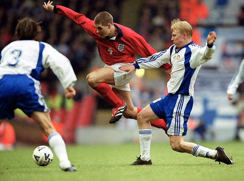 Steven Gerrard, England och Aki Riihilahti, Finland