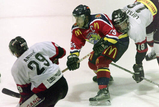 Ishockey, Kval till Hockeyallsvenskan, Halmstad Hammers -