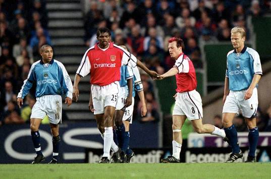 Fredrik Ljungberg och Kanu, Arsenal jublar