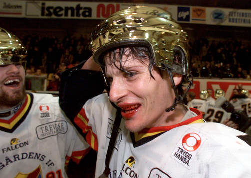 Färjestaden - Djurgården: DIF tog SM-guld., Andreas