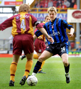 Fotboll, Premier League, Bradford - Charlton, Mathias