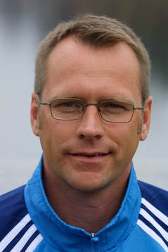 Fotboll, dam, Damallsvenskan; Håkan Andersson, tränare i