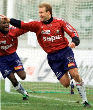 Joachim  Karlsson och Christian Hemberg (jubel)