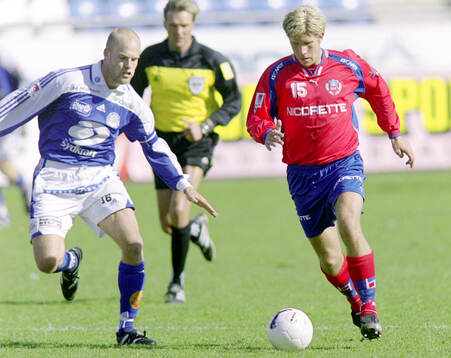 Helsingborgs Mattias Lindström (t h) mot Sundsvalls Joel