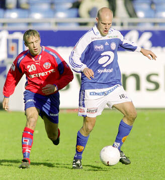 Sundsvalls Joel Cedergren (t h) mot Helsingborgs Rade Prica
