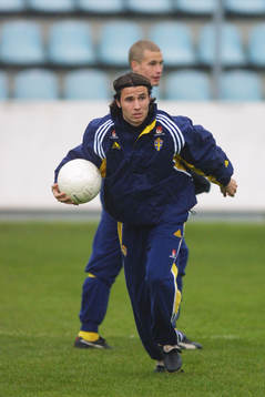 Yksel Osmanovski, Sverige