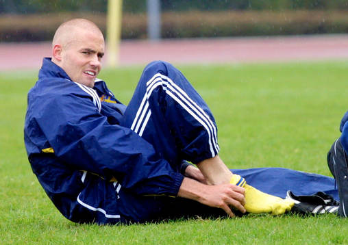 Olof Mellberg har ont i foten