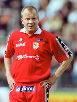 Kaj Eskelinen, Café Opera