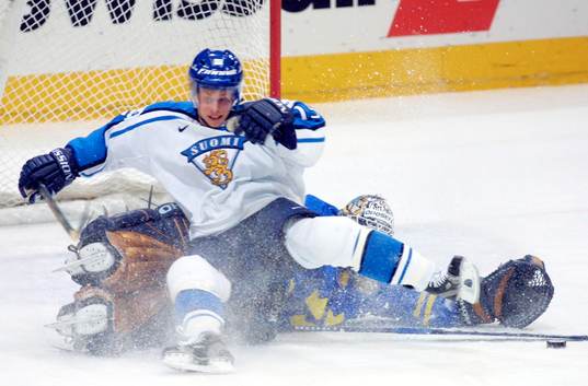 Tommy Salo, Sverige stoppar Finland