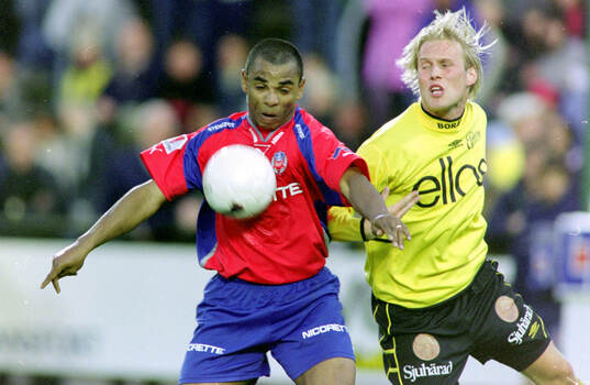 Helsingborgs Alvaro Santos mot Elfsborgs Johan Sjöberg