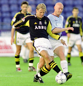 AIK:s Martin Åslund mot Malmös Peter Sörensen