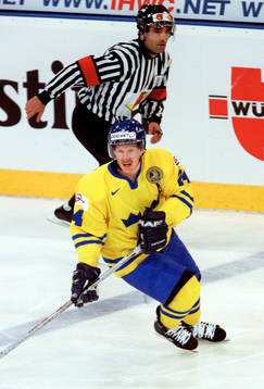 Daniel Alfredsson, Sverige
