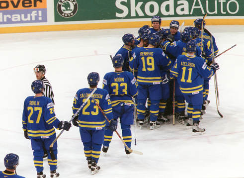 Ishockey, VM, bronsmatch, USA - Sverige. Sverige jublar