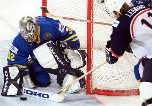 Mikael Tellqvist, Sverige