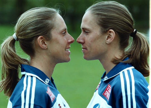 fotboll, dam, Systrarna Helen och Linda Fagerström,