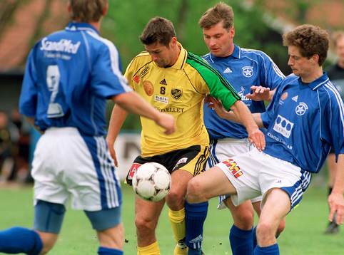 Henrik Edfors gjorde här 1-0 till Hässleholm