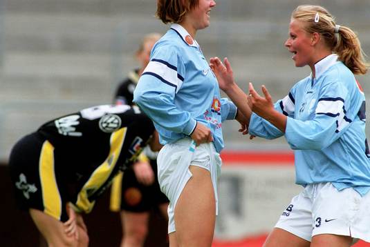 Egen målgest? Therese Sjögran kvitterade till 1-1 i 65:e