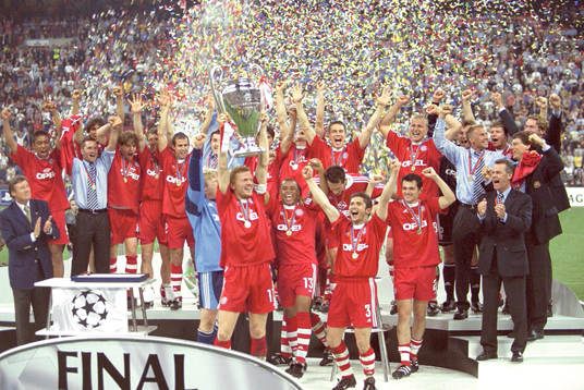 Bläddra bland fler bilder av Fotboll, Champions League, Final , Bayern München - Valencia