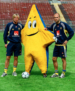 Fotboll, Sverige, Maskot, Andreas Andersson och Teddy Lucic