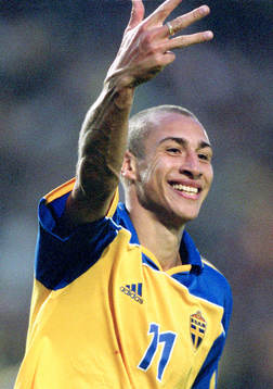 Henrik Larsson, Sverige jublar