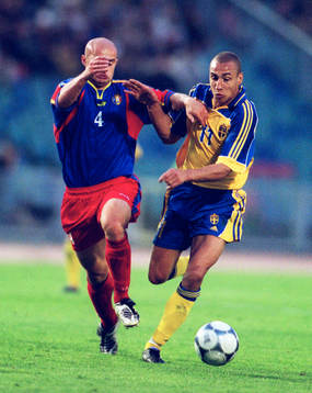 Henrik Larsson (Henke Larsson), Sverige