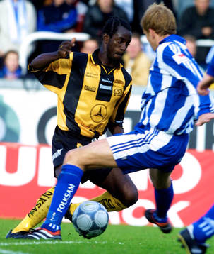 Dulee Johnson, Häcken
