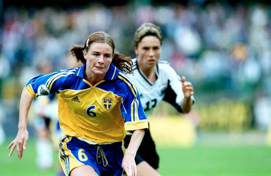Malin Moström, Sverige och Sandra Minnert, Tyskland