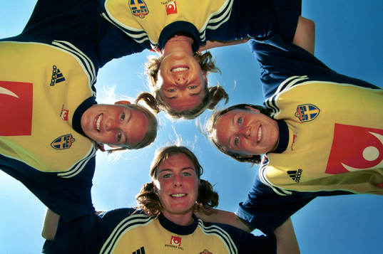 Bläddra bland fler bilder av Fotboll, EM, dam, Sverige, Förhands 