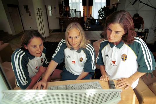 Hanna Ljungberg, Frida Östberg och Malin Moström, Sverige