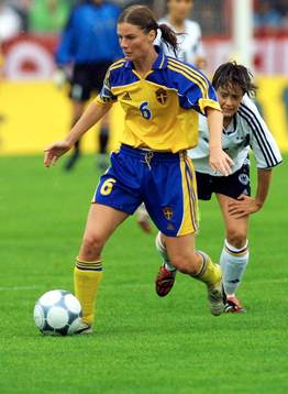 Malin Moström, Sverige