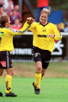 Bläddra bland fler bilder av Fotboll, Superettan, Mjällby - Öster