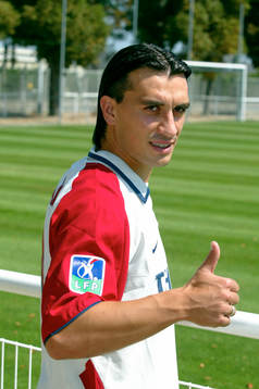 Hakan Yakin, Paris St Germain, PSG