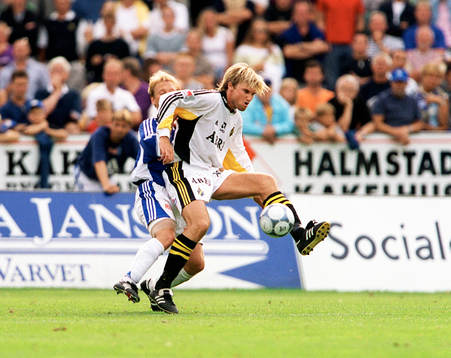 Tvåmålsskytten Andreas Andersson, AIK håller undan för