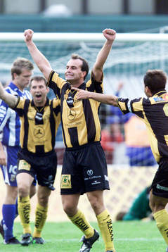 Peter  Vougt, Häcken jubel