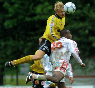 Patrik Rosengren, Mjällby och Samuel Ayorinde, Assyriska
