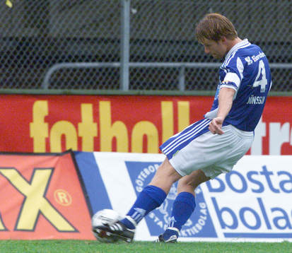 Tommy Jönsson, Halmstad skjuter in en straff