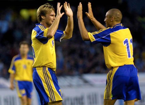 Andreas Andersson och Henrik Larsson, jubel