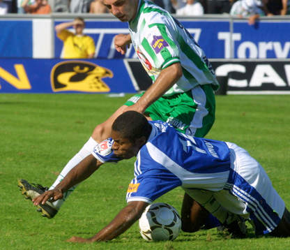 Samuel Wowoah, Halmstad och Kennedy Bakircioglu, Hammarby