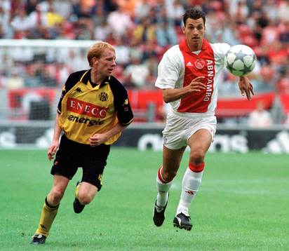 Zlatan Ibrahimovic, Ajax, debut