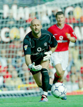 Football, Premier League, Season 2001-2002, Manchester